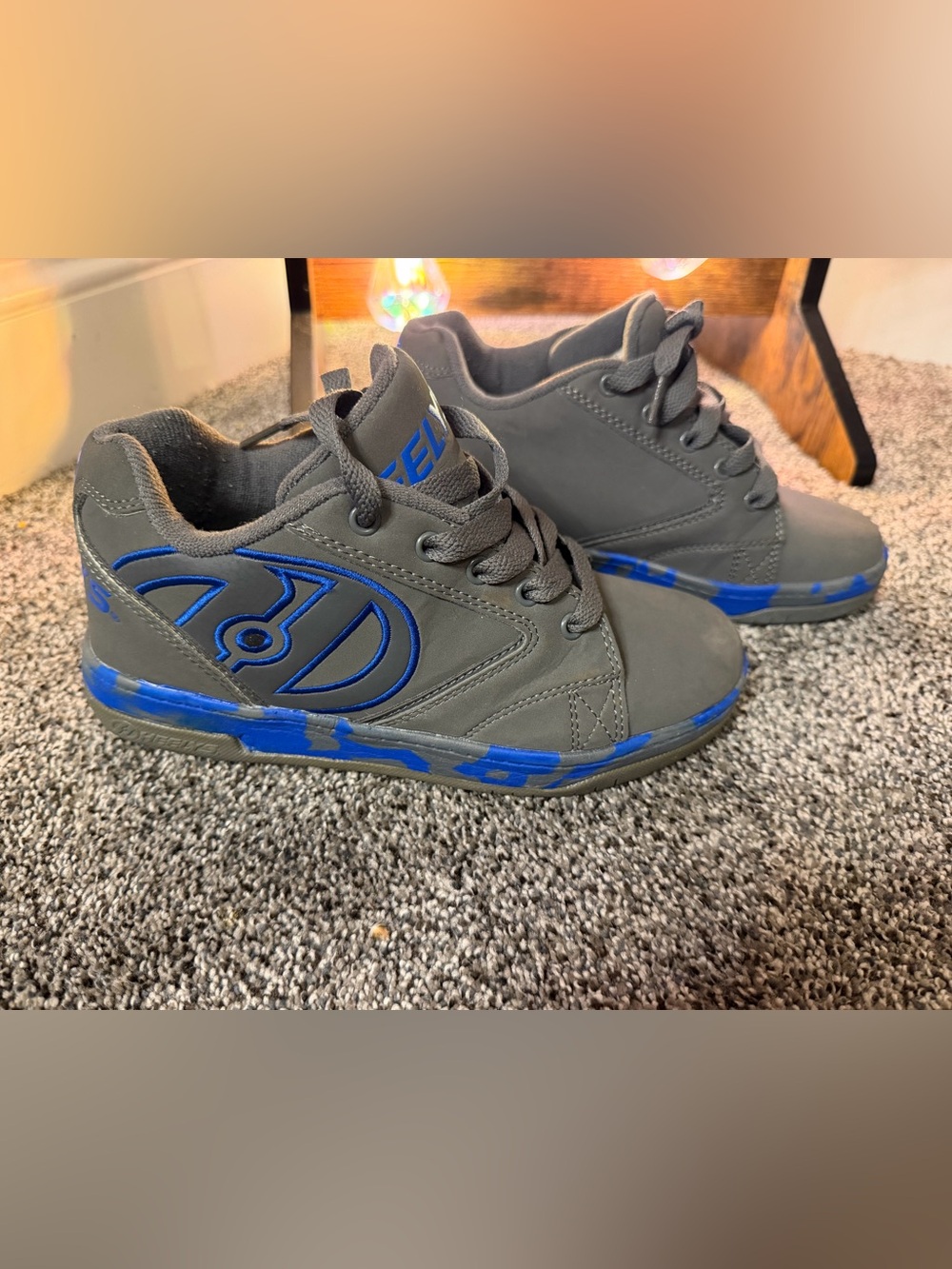 Heelys Youth Size 4 Skate Shoe Blue and Gray EUC!